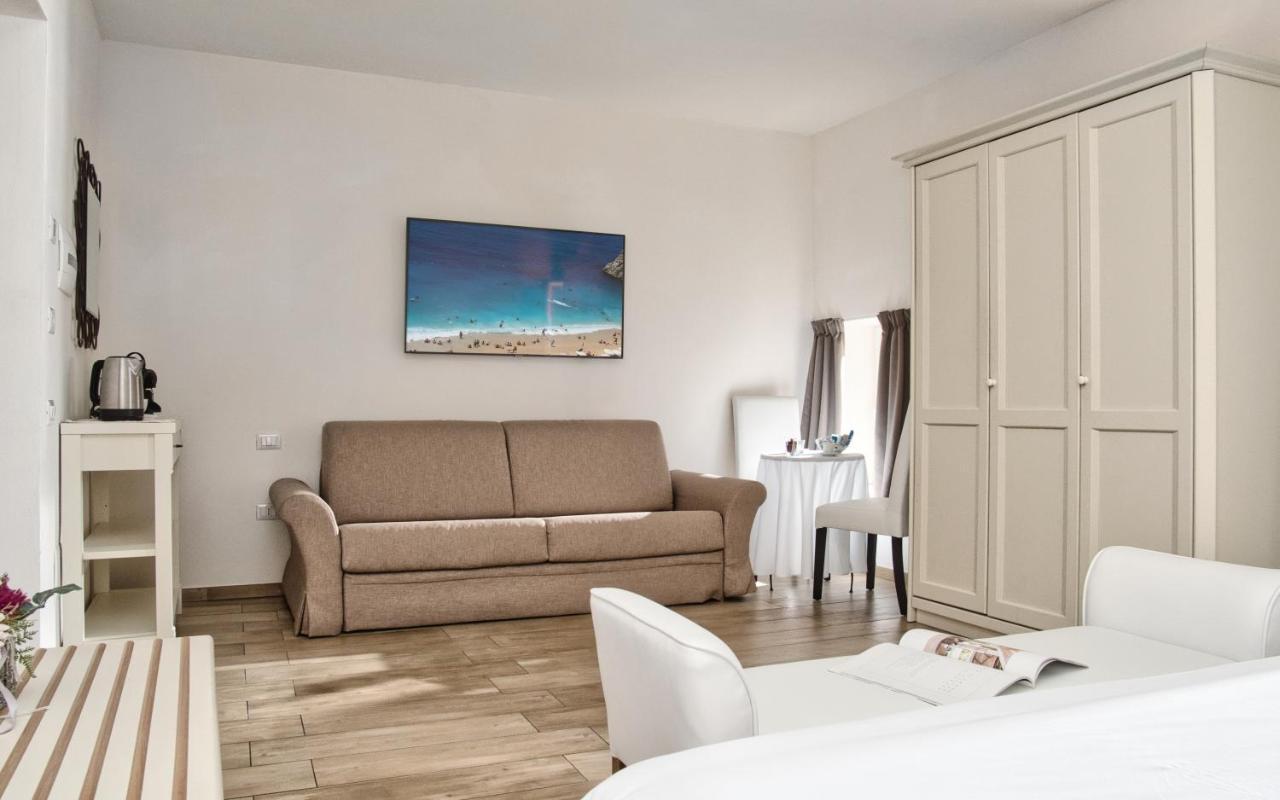Smart & Guest house